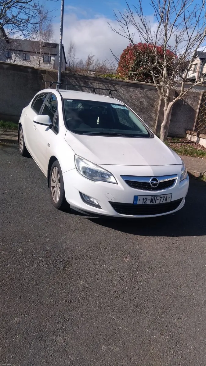 Opel Astra 2012 - Image 6