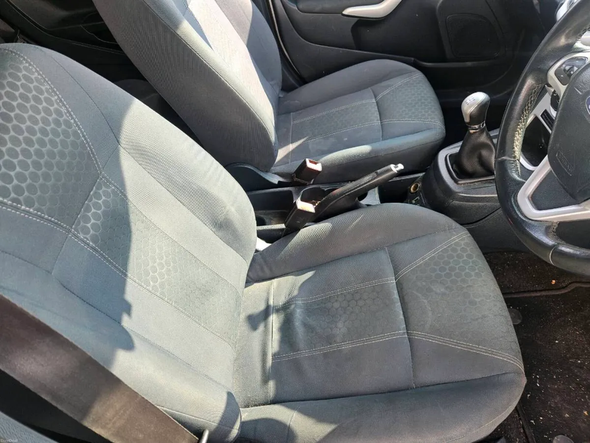 2012 ford fiesta diesel - Image 6