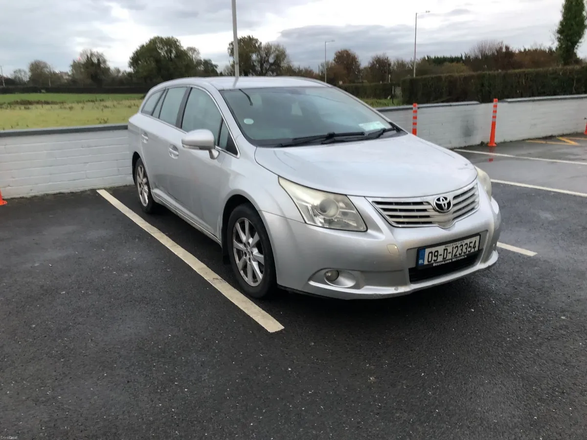 Toyota Avensis 2009 - Image 1
