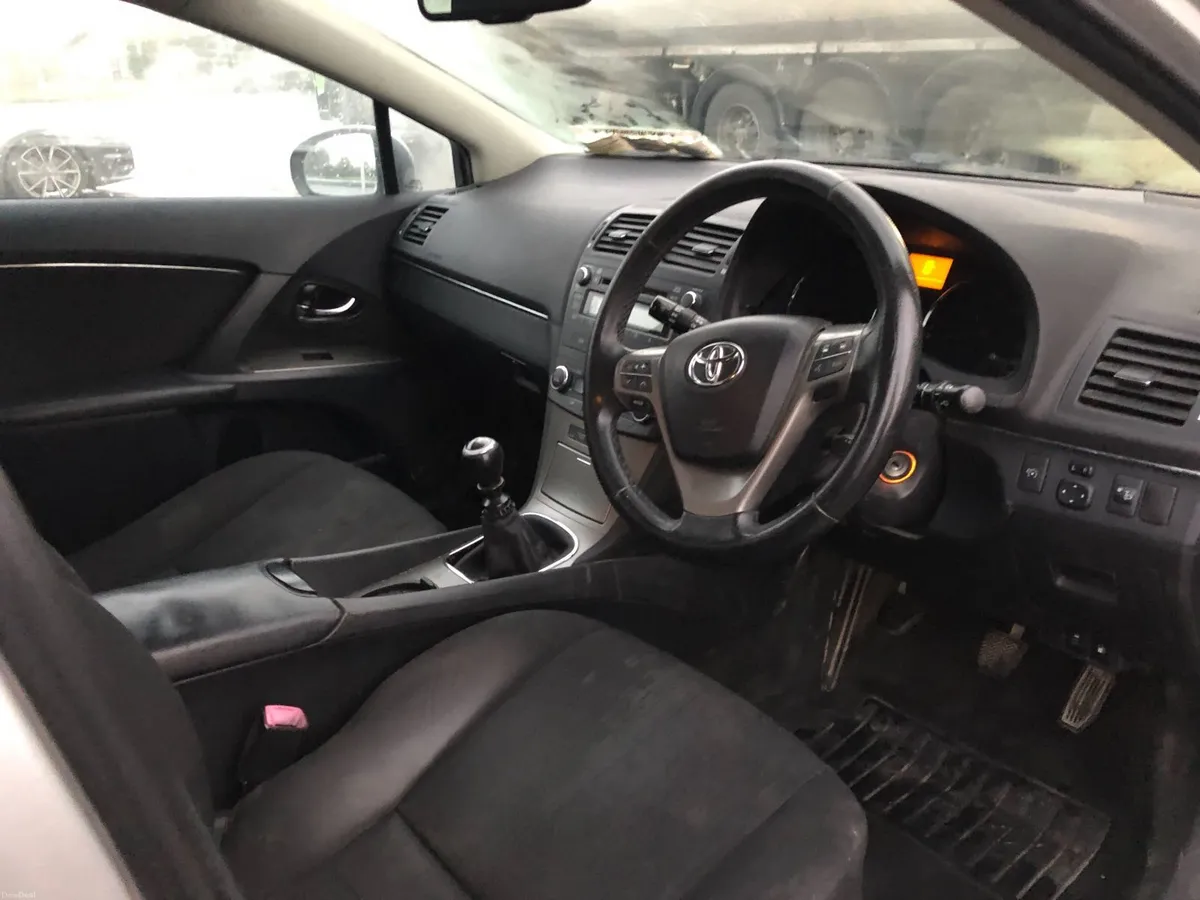 Toyota Avensis 2009 - Image 3