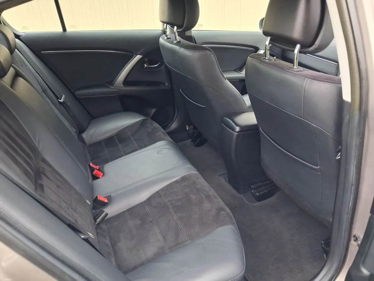 Toyota Avensis 2015 Just passed NCT - Image 5