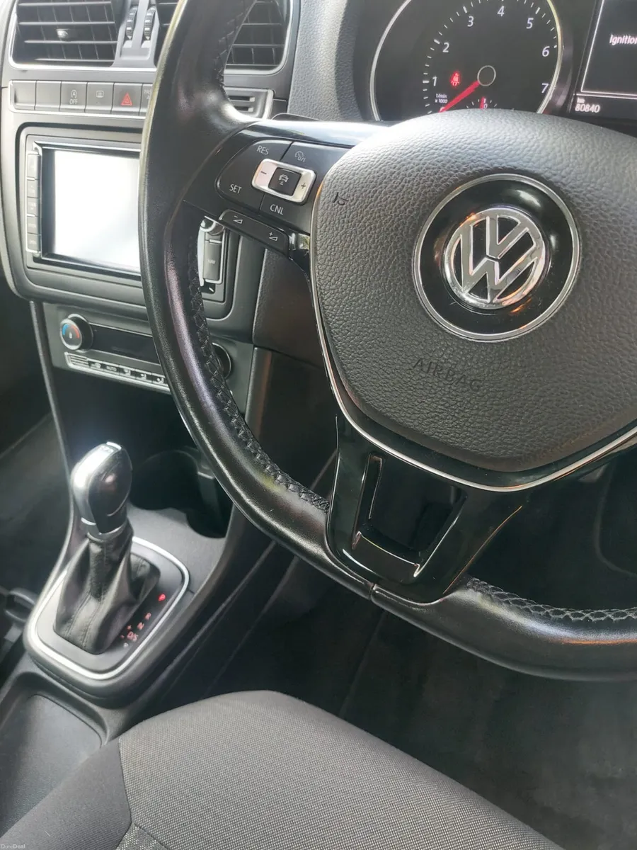 VW POLO 2016 AUTO LIKE NEW - Image 6