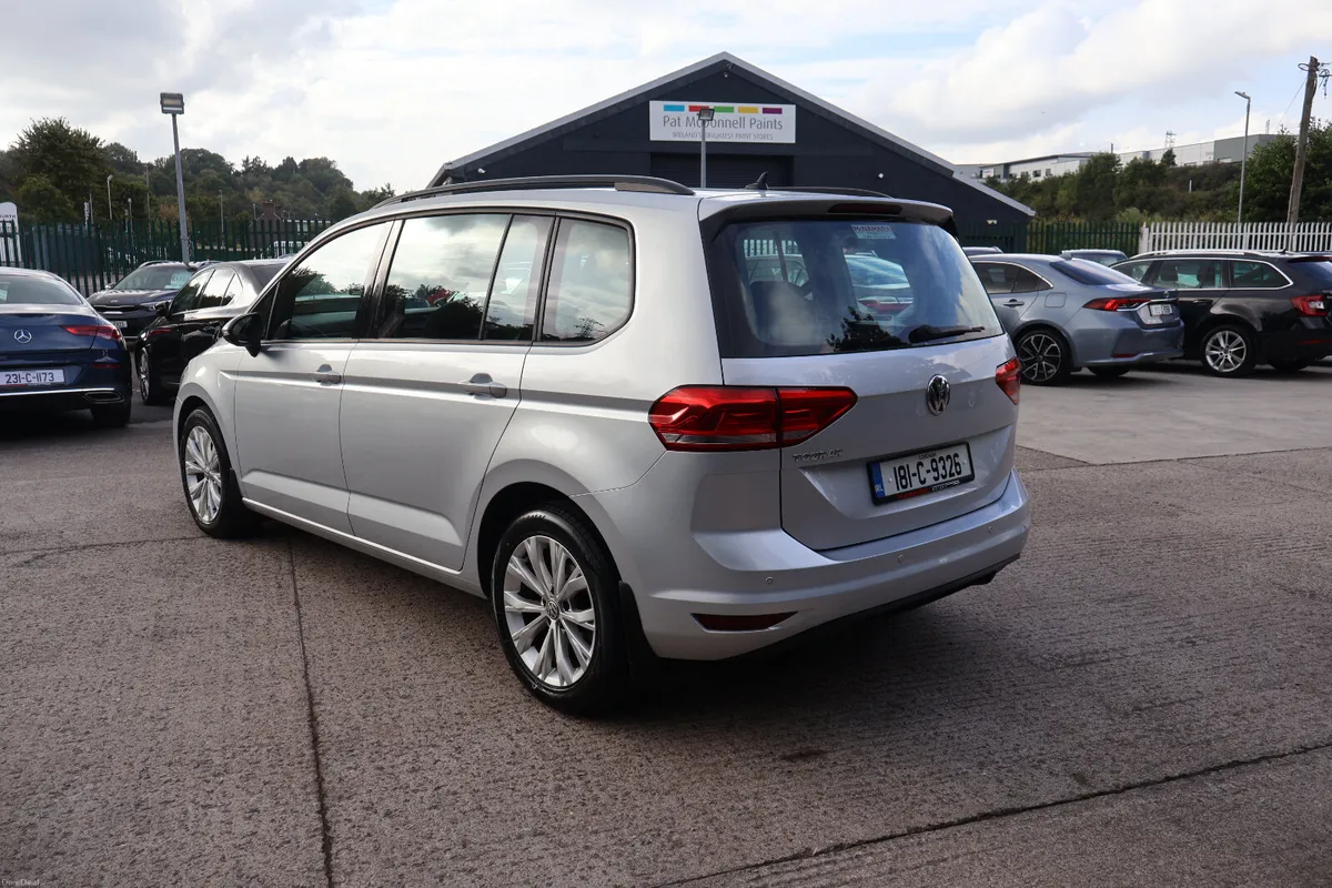 Volkswagen Touran 7 Seater New Timing Belt & Tyres - Image 6