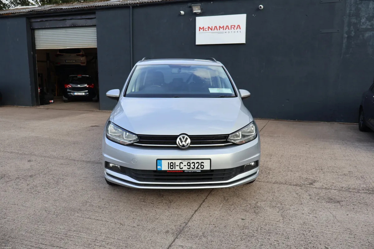 Volkswagen Touran 7 Seater New Timing Belt & Tyres - Image 4