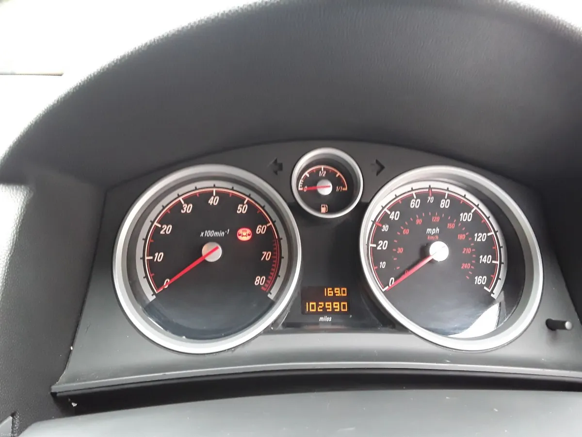 Vauxhall Astra 2009 - Image 2