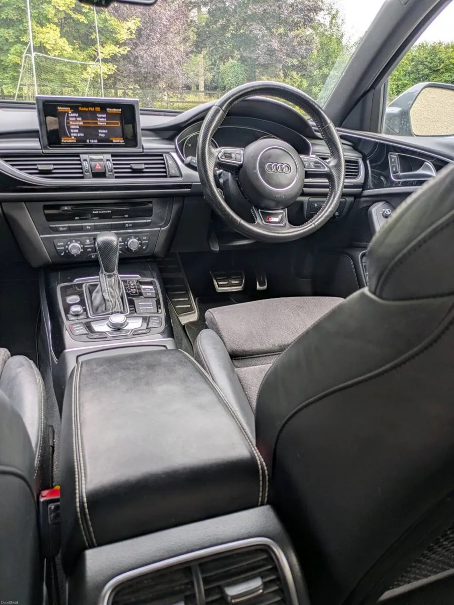 Audi A6 S-line Quattro Black Edition - Image 5