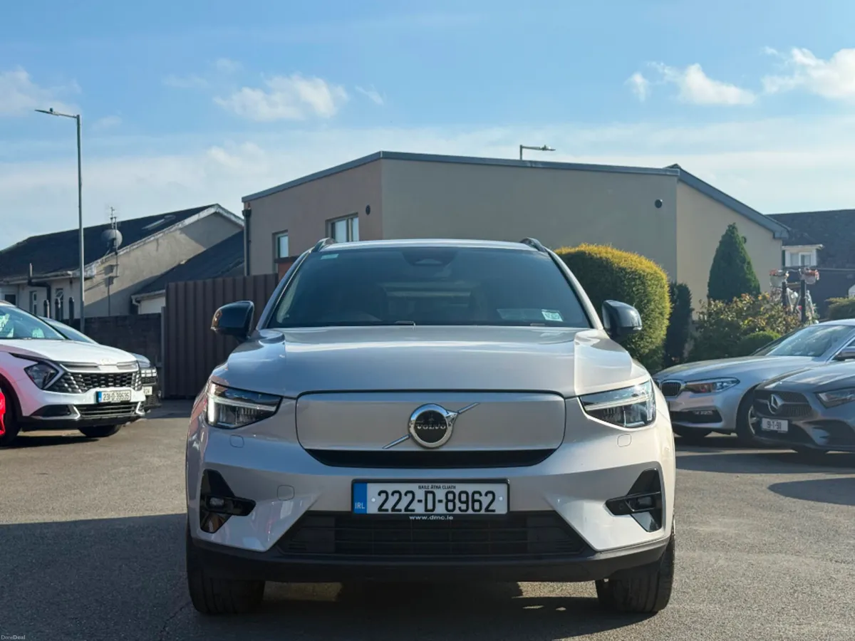 Volvo XC40 RECHARGE PLUS EV AUTO *IRISH CAR* - Image 2