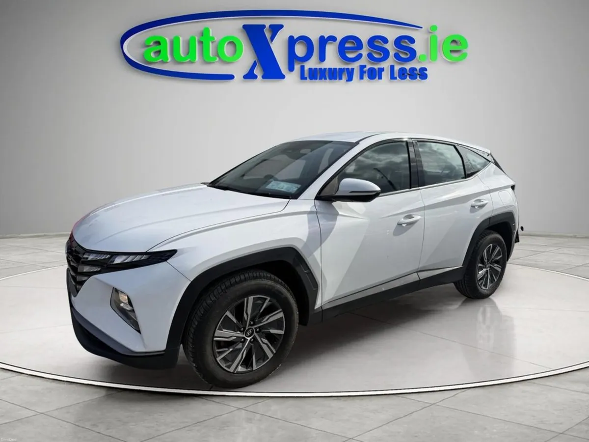 Hyundai Tucson Plus HEV 230 BHP Auto - Image 3