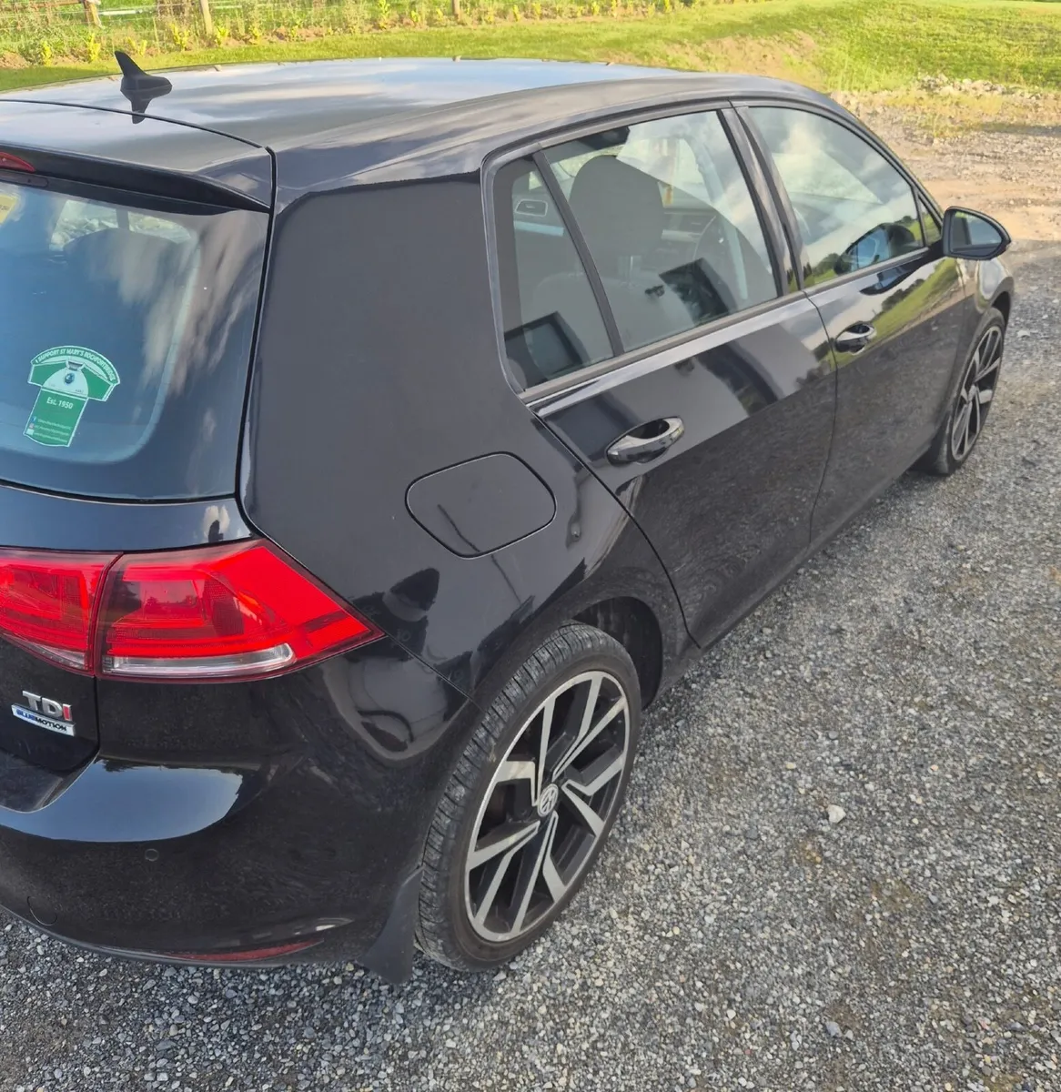 Black Volkswagen Golf 2017 - Image 2