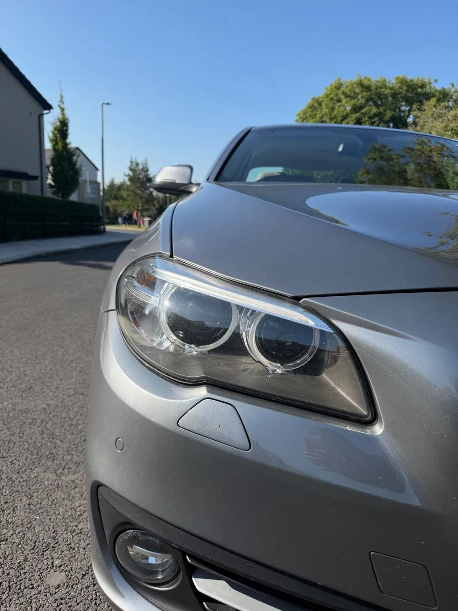 BMW 5-Series 2016 (Harman kardon) - Image 5