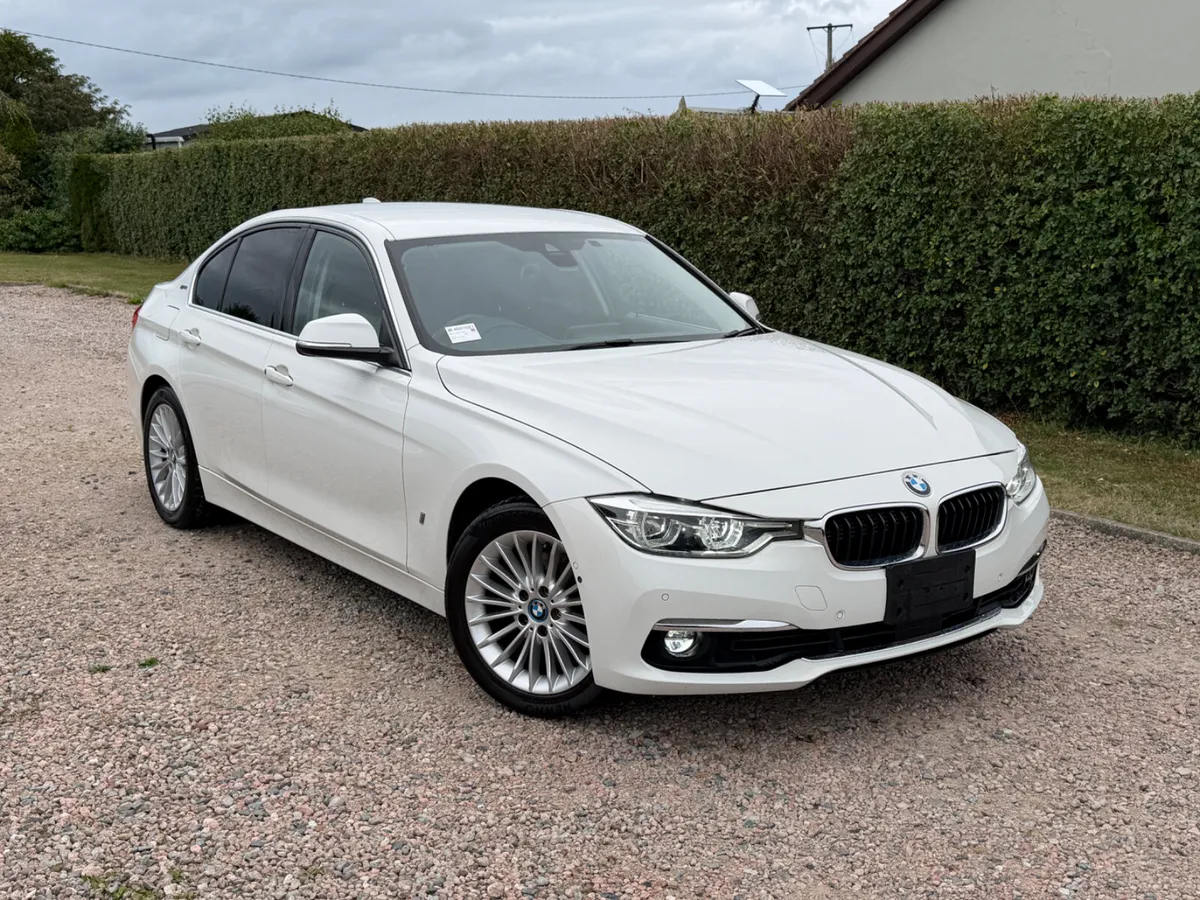 172 BMW 330e Luxery I Performance - Image 1