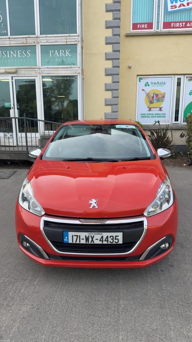 Car - Image 1