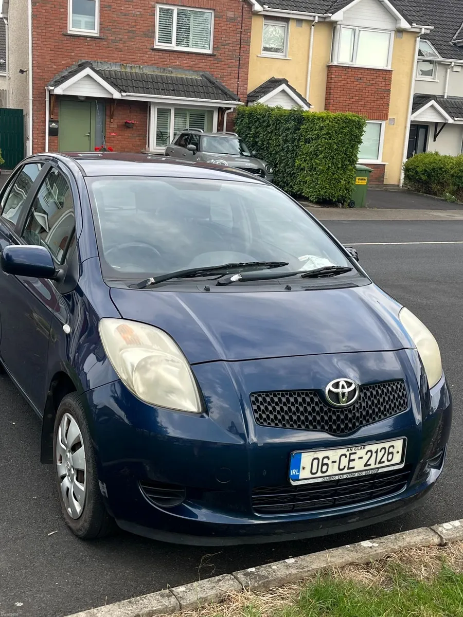 Toyota Yaris 1,3 Petrol 2006 - Image 1