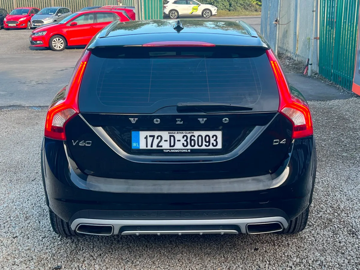 //STUNNING V60 CROSS COUNTRY//FULL LEATHER/ - Image 6