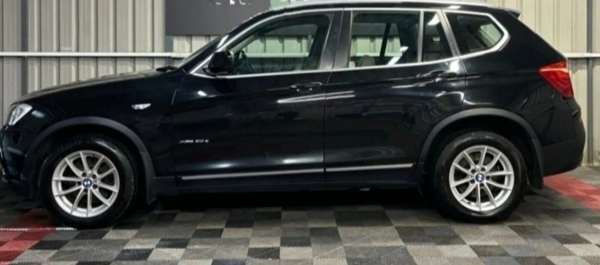 BMW X3 2012 - Image 2