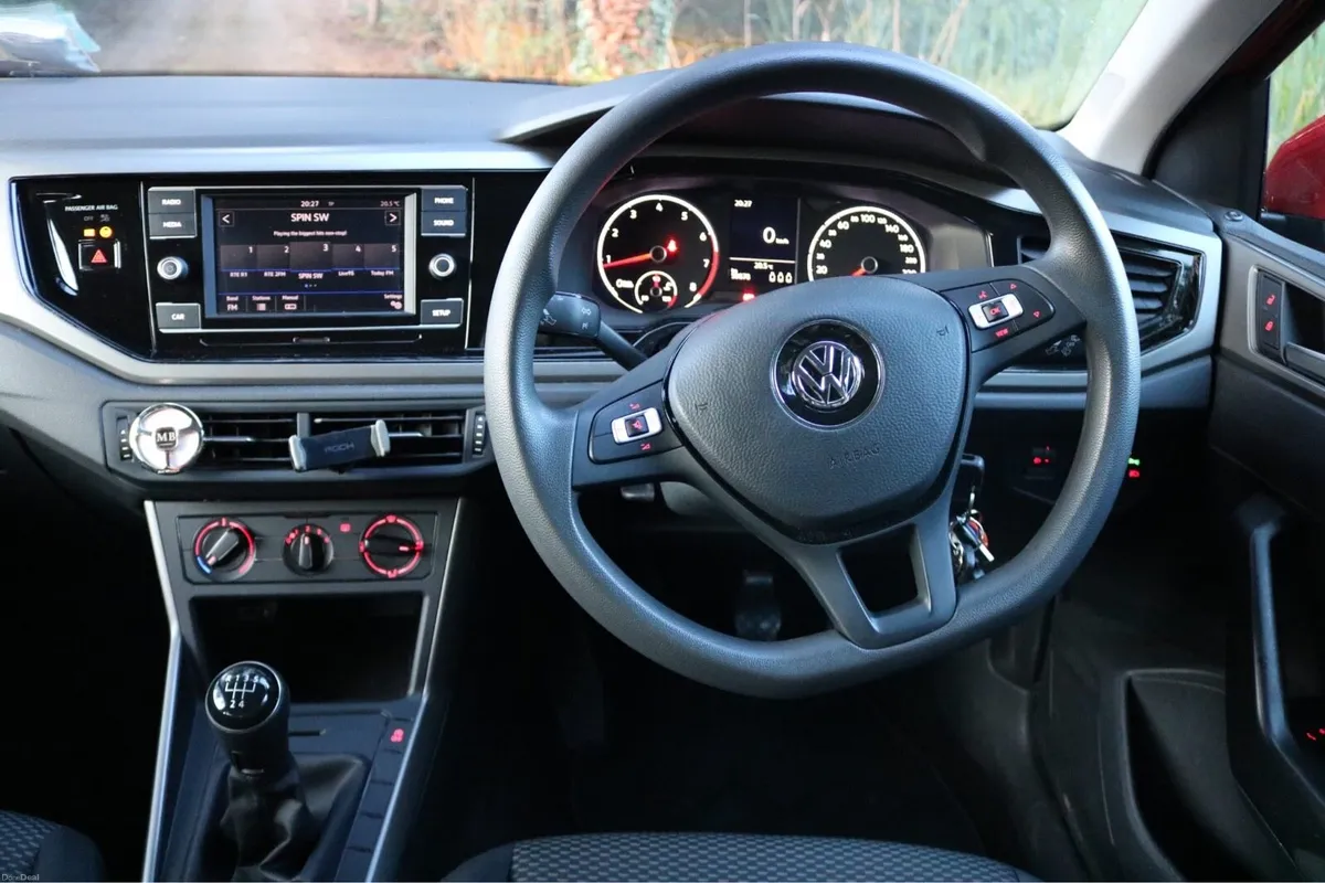 VW Polo Trendline - Image 5