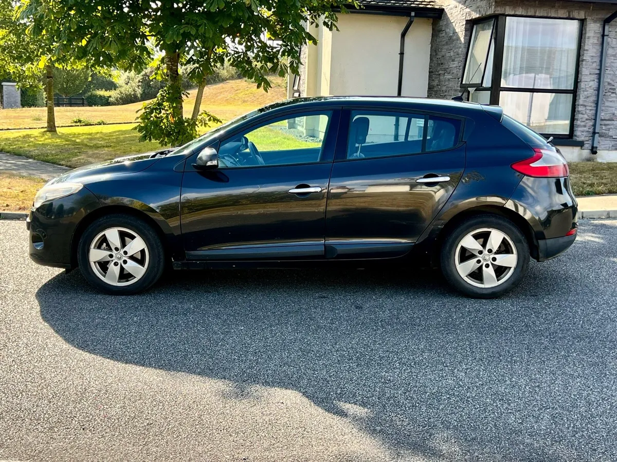 Renault Megane nct 10.2026 tax 09.2026 - Image 5