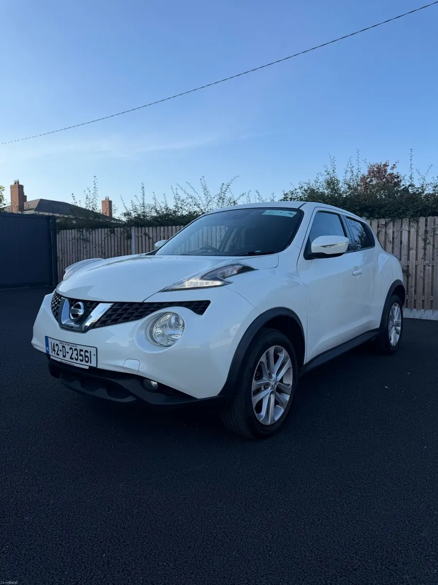 2014 Nissan Juke low mileage - Image 2