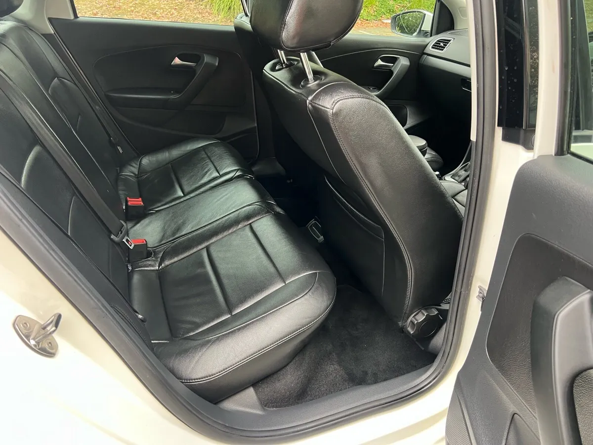 2014 Volkswagen Polo 1.2 Petrol Auto ,Full leather - Image 6