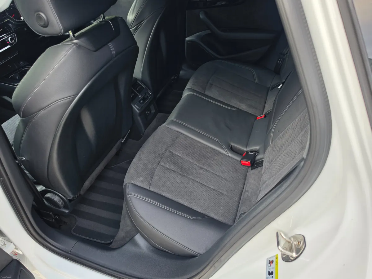 Audi A4 2022 35 TDI Sline - Image 2