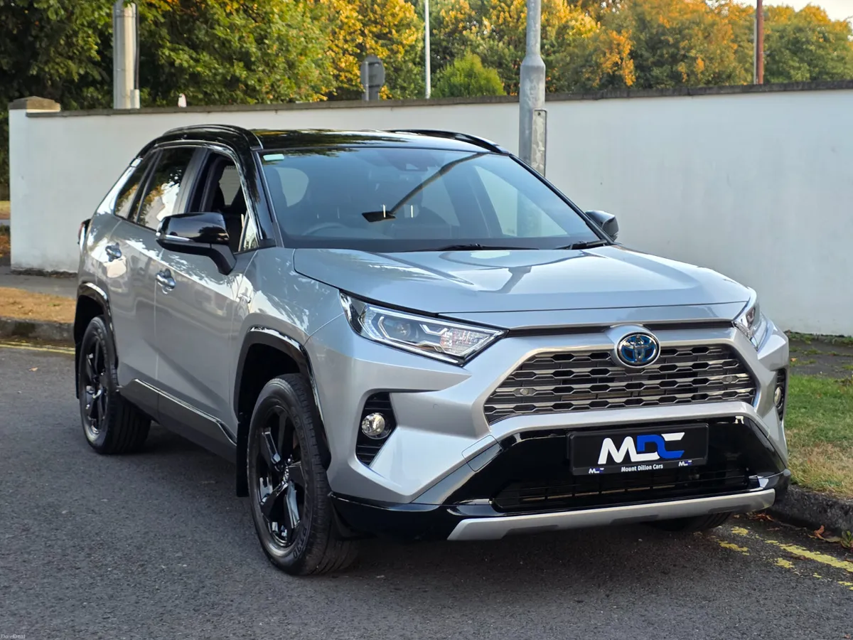 2022 Toyota RAV4 Sport Hybrid *ONLY 23K* - Image 4