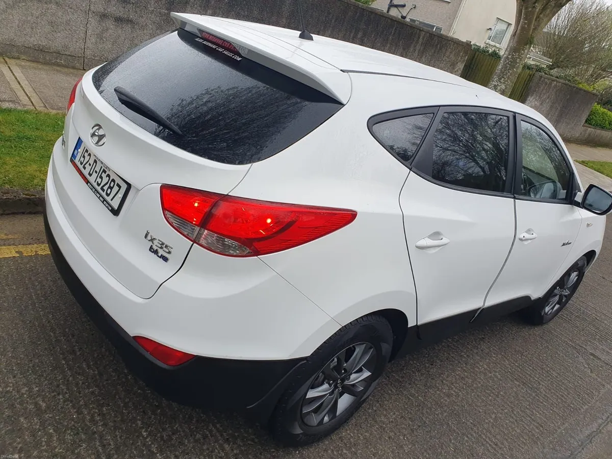Hyundai ix35 1.7 Executive Full Brown Leather - Image 4