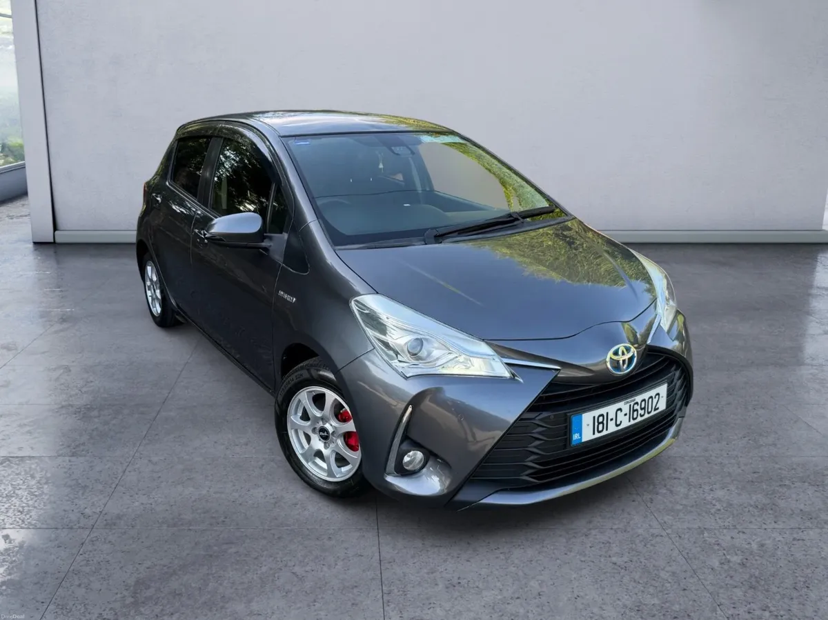 2018 Toyota Vitz 1.5 Petrol Hybrid 48000km - Image 1