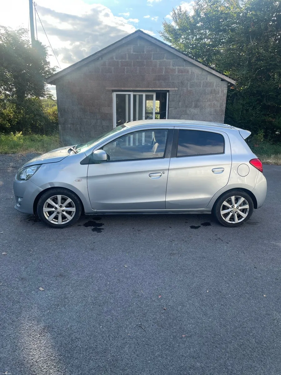 Car - Image 4