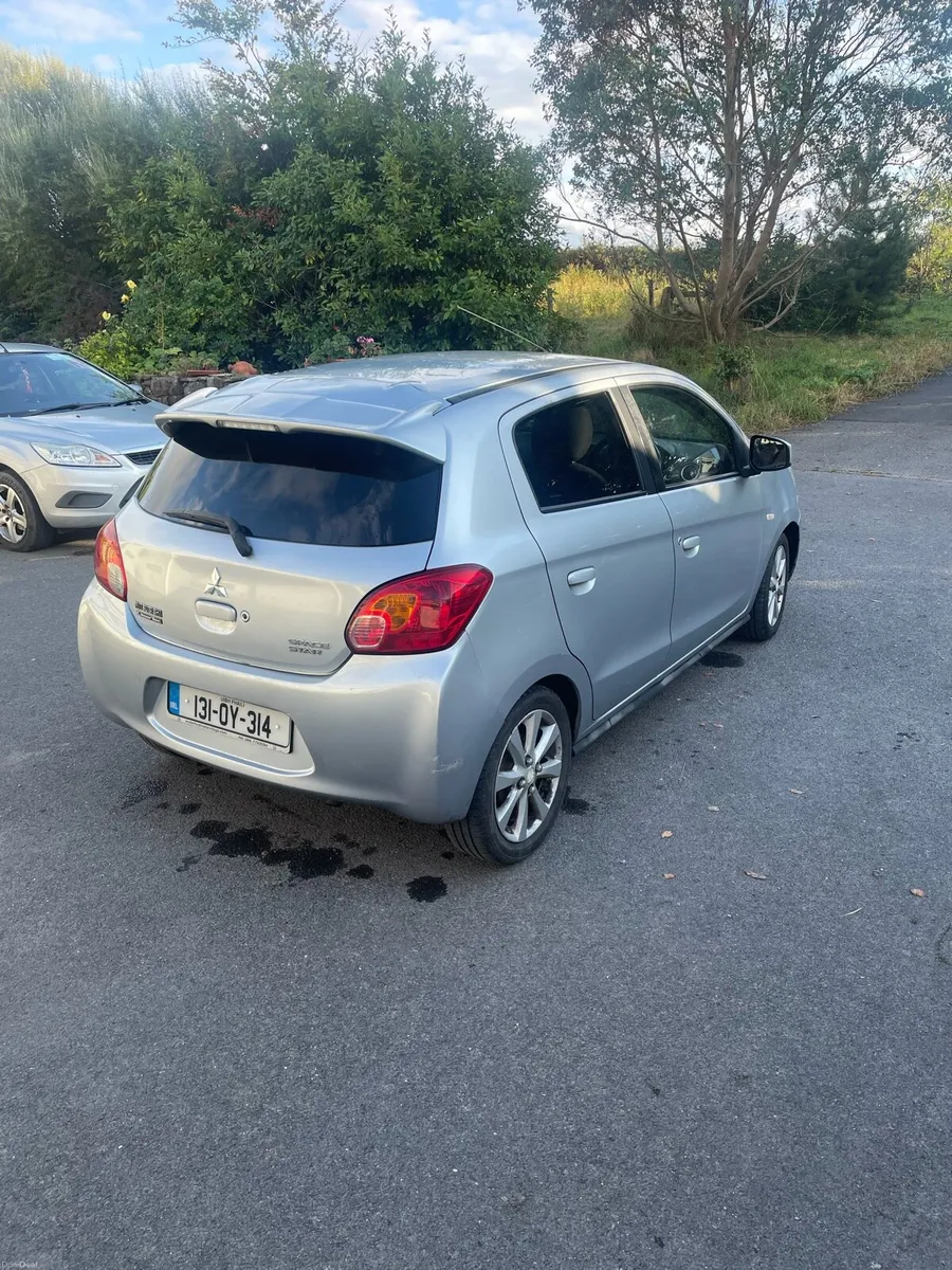 Car - Image 6