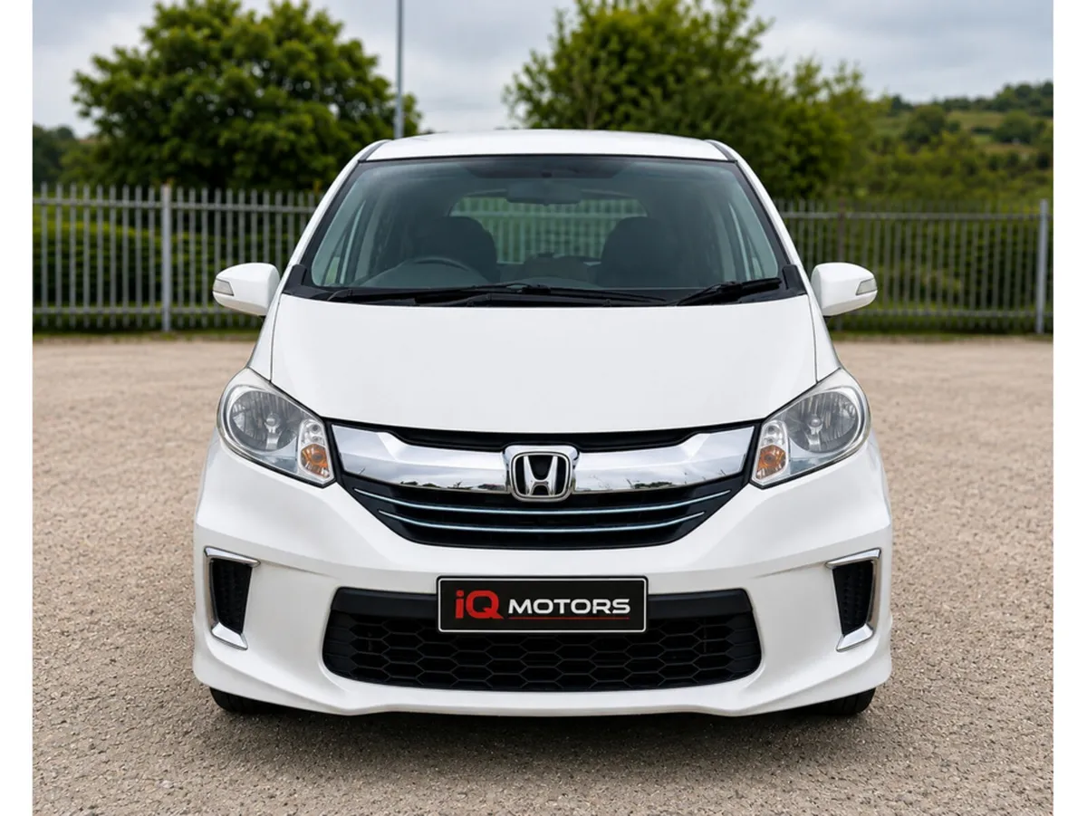 Honda Freed 1.5 Petrol Hybrid 6 Seats - 6 Months R - Image 2