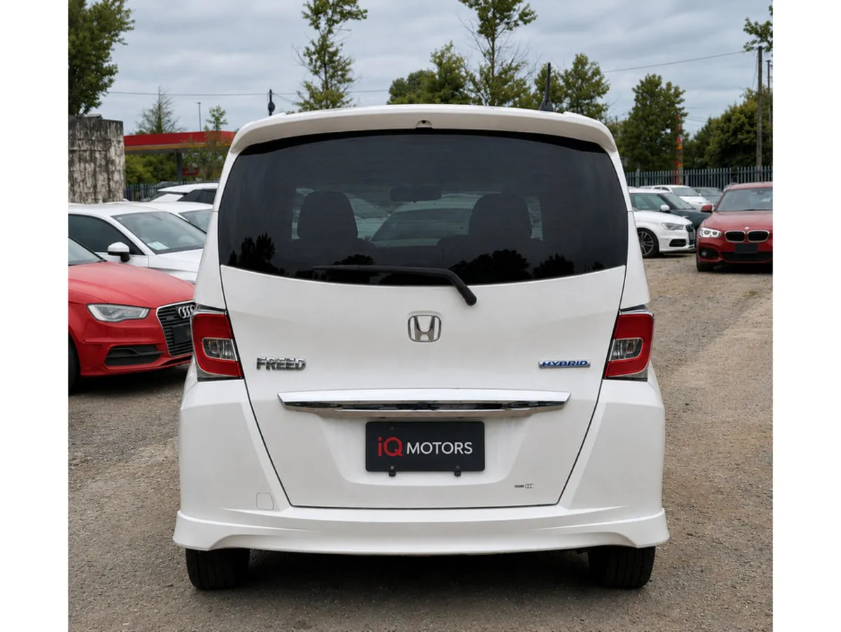 Honda Freed 1.5 Petrol Hybrid 6 Seats - 6 Months R - Image 5