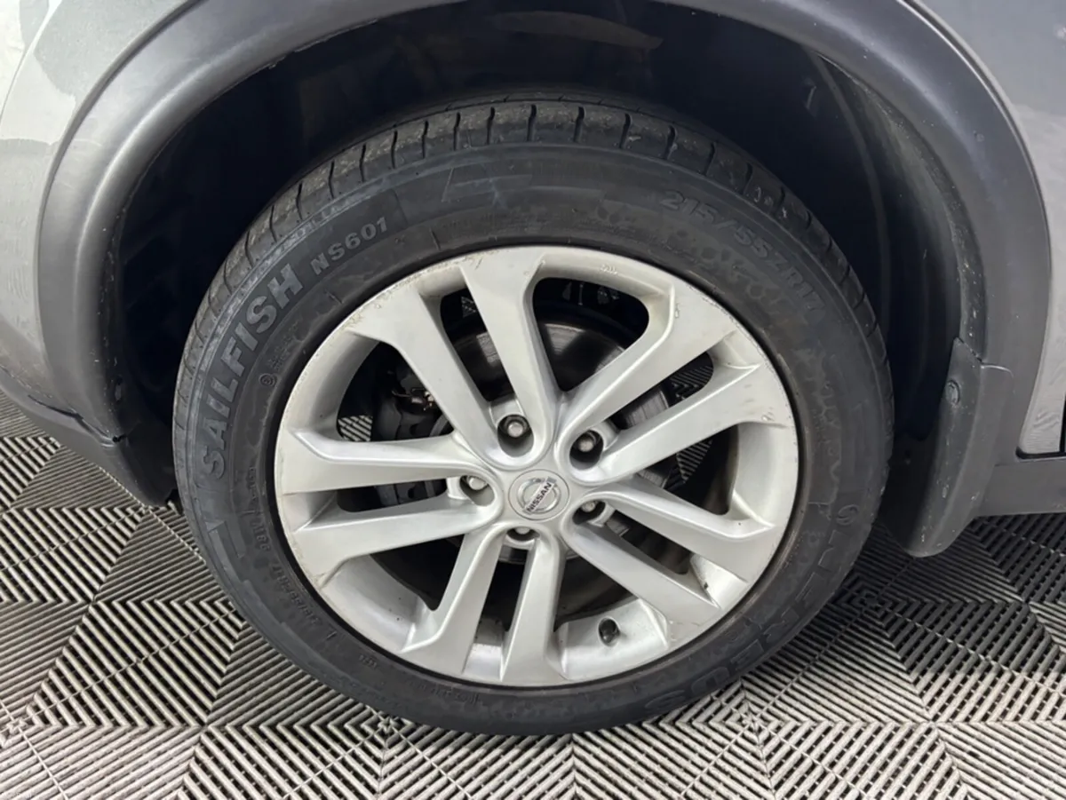 Nissan Juke 1.2 SV PREMIUM 4DR - Image 4