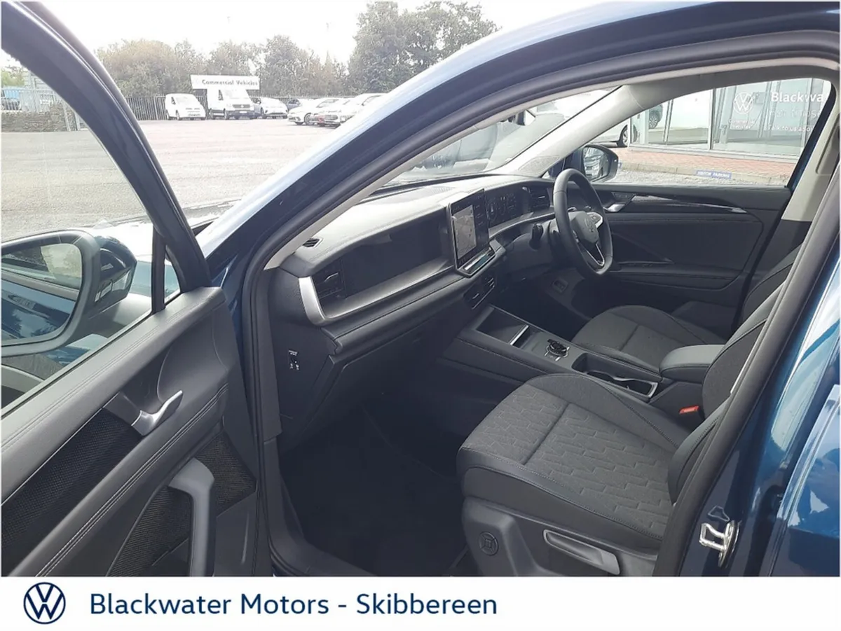 Volkswagen Tayron 2.0TDI 150BHP EDITION75 AUTOMATI - Image 4