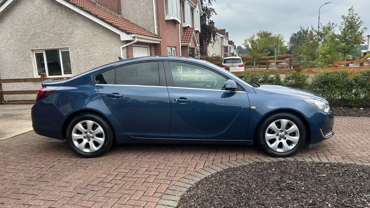 Opel Insignia 1.6 cdti 2017 NCT 01/27 - Image 2
