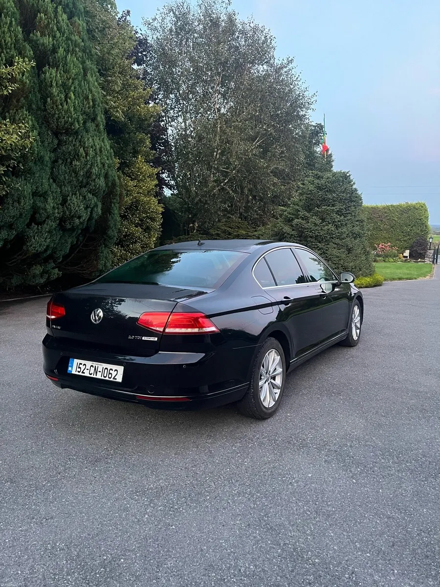 Volkswagen Passat - Image 6