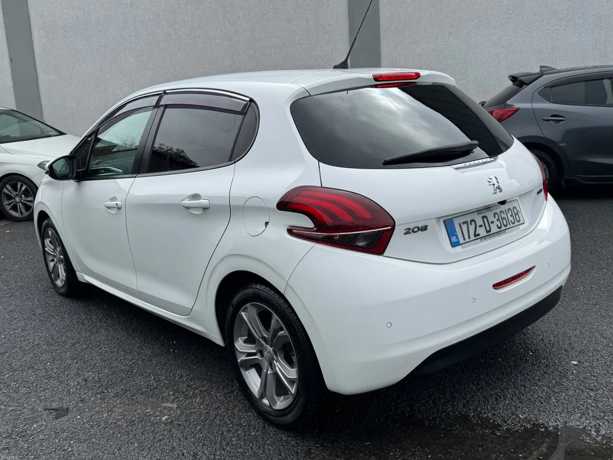 Peugeot 208 Petrol Low Mileage 25 km - Image 4