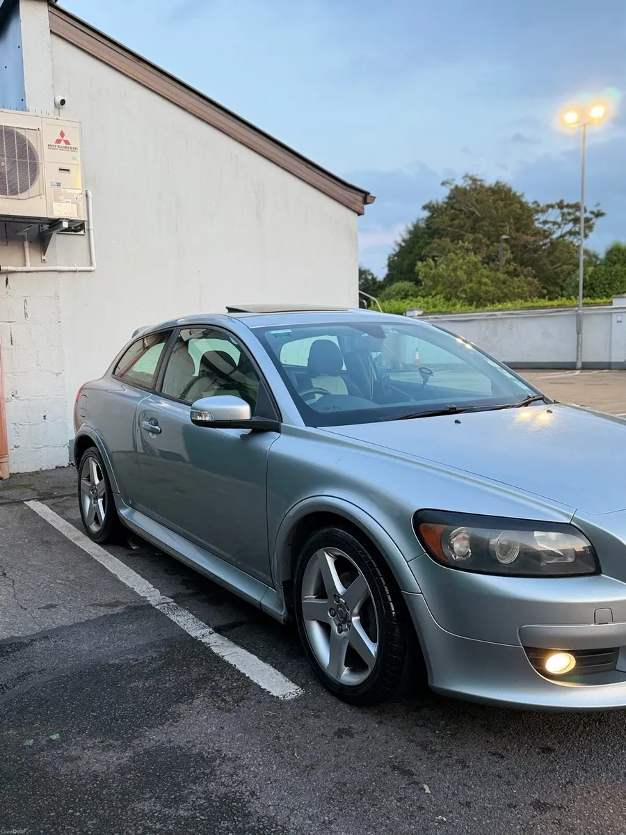 Car - Image 5