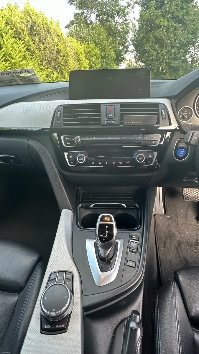 BMW 4-Series 2017 - Image 6