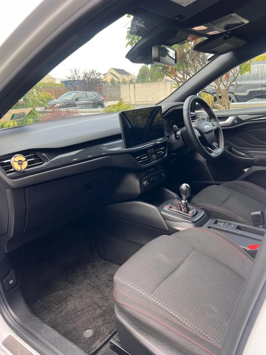 Ford Focus 2024 - Image 6