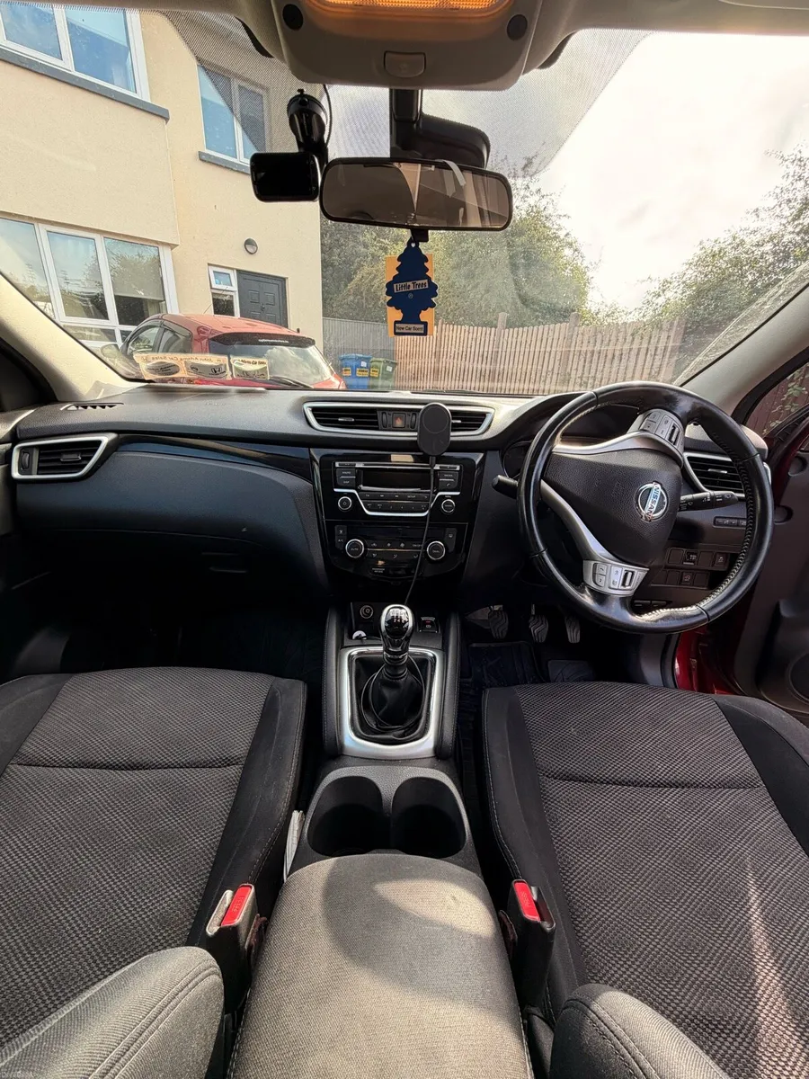 Nissan Qashqai 2015 - Image 6
