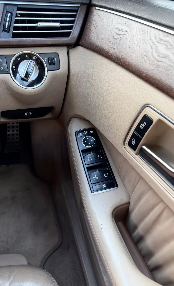 Mercedes Benz E250 Automatic 2010 new nct 7/27 - Image 4