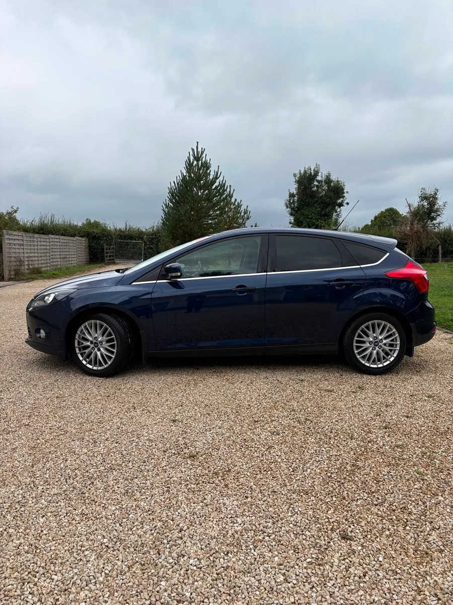 FORD FOCUS 1.0 ECOBOOST LOW KM FRESH NCT - Image 2