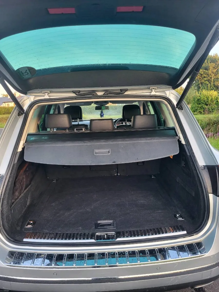 Vw touareg,  low milage,  fresh doe , - Image 4