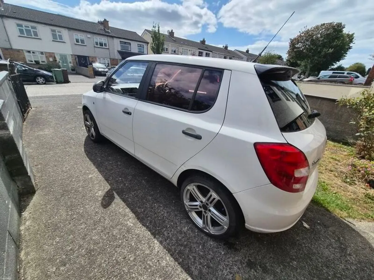2009 Skoda Fabia - Image 5