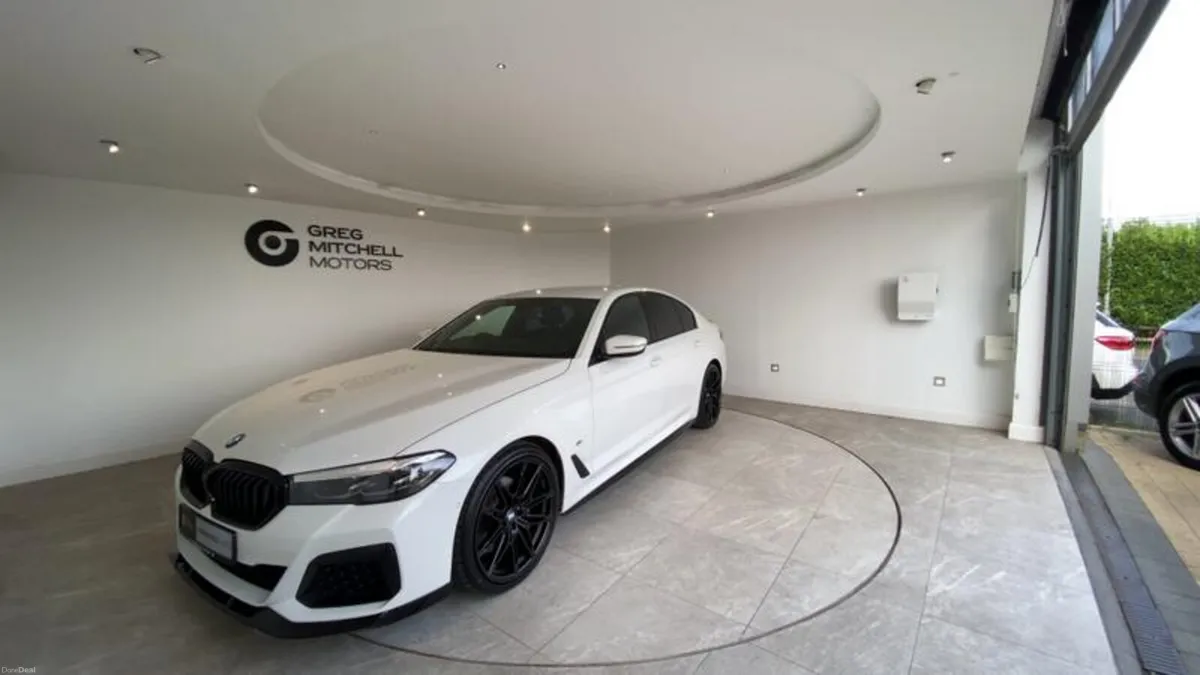 BMW 5-Series 520d MHT M Sport 4dr Step Auto - Image 3