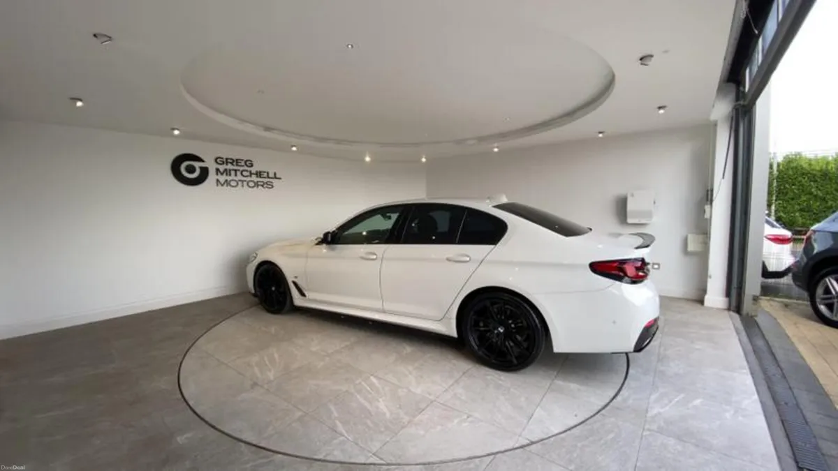 BMW 5-Series 520d MHT M Sport 4dr Step Auto - Image 5