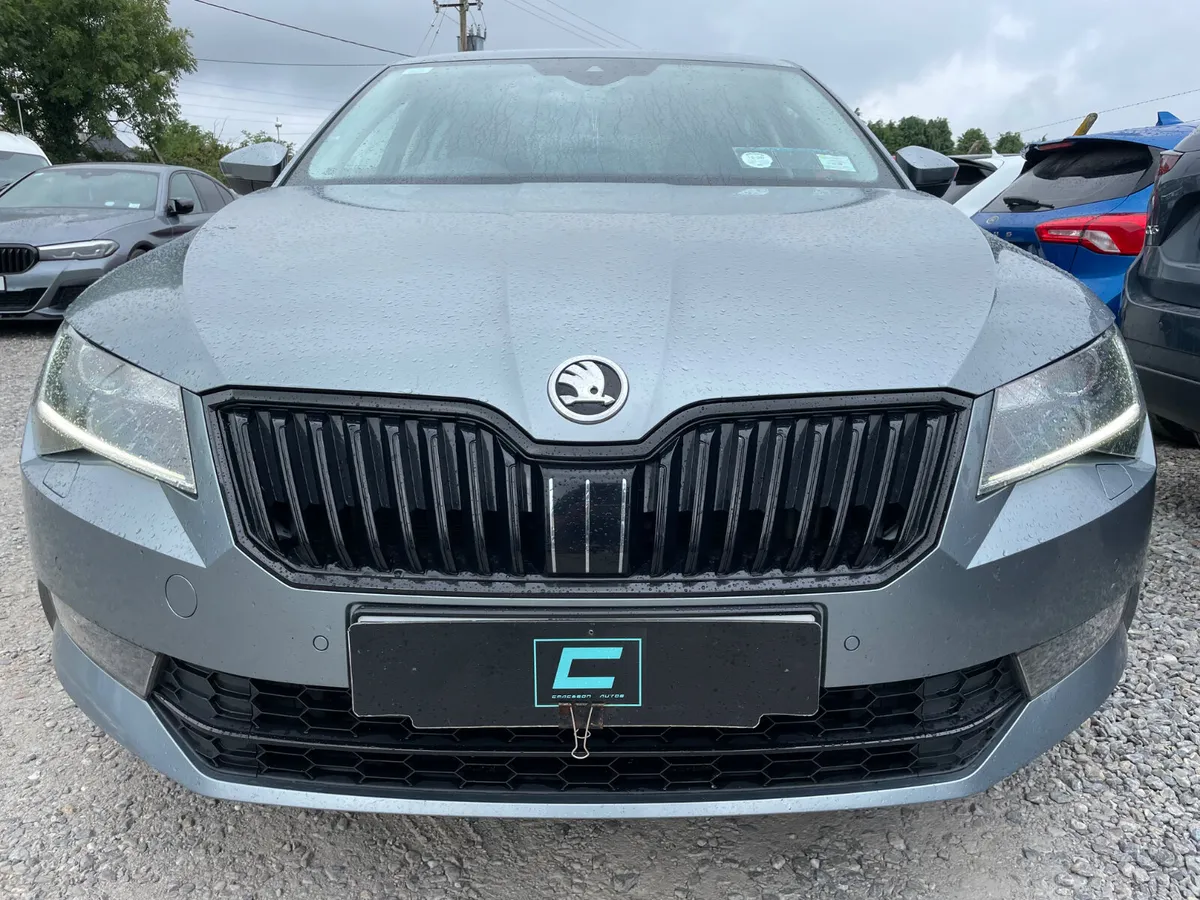 Skoda Superb - Image 4