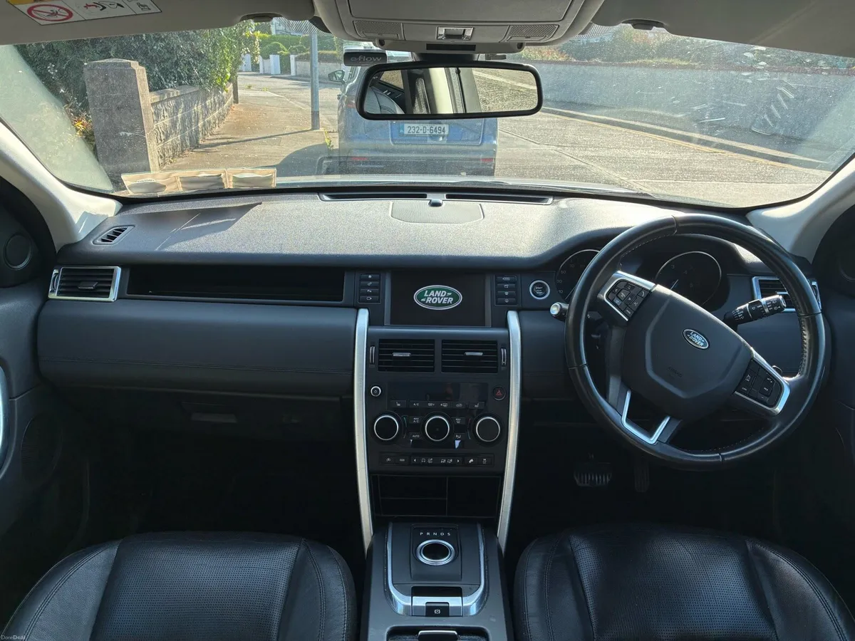 Land Rover Discovery Sport - Image 4
