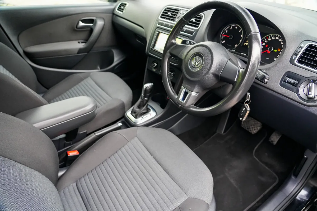2014 Volkswagen Polo 1.2 Auto - Image 2