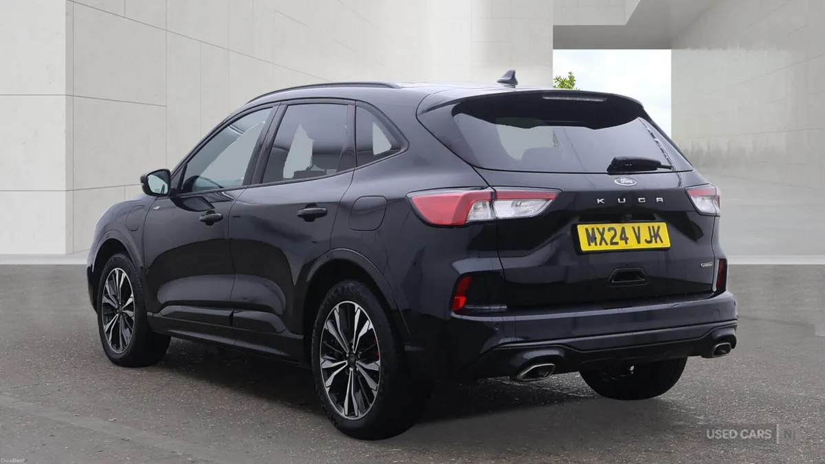 Ford Kuga ESTATE - Image 3